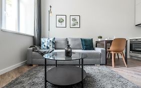 City Center Apartment By Urban Rent